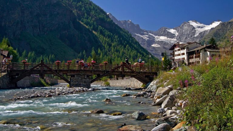 Tour Valle D’Aosta – Castelli, Natura e Sapori
